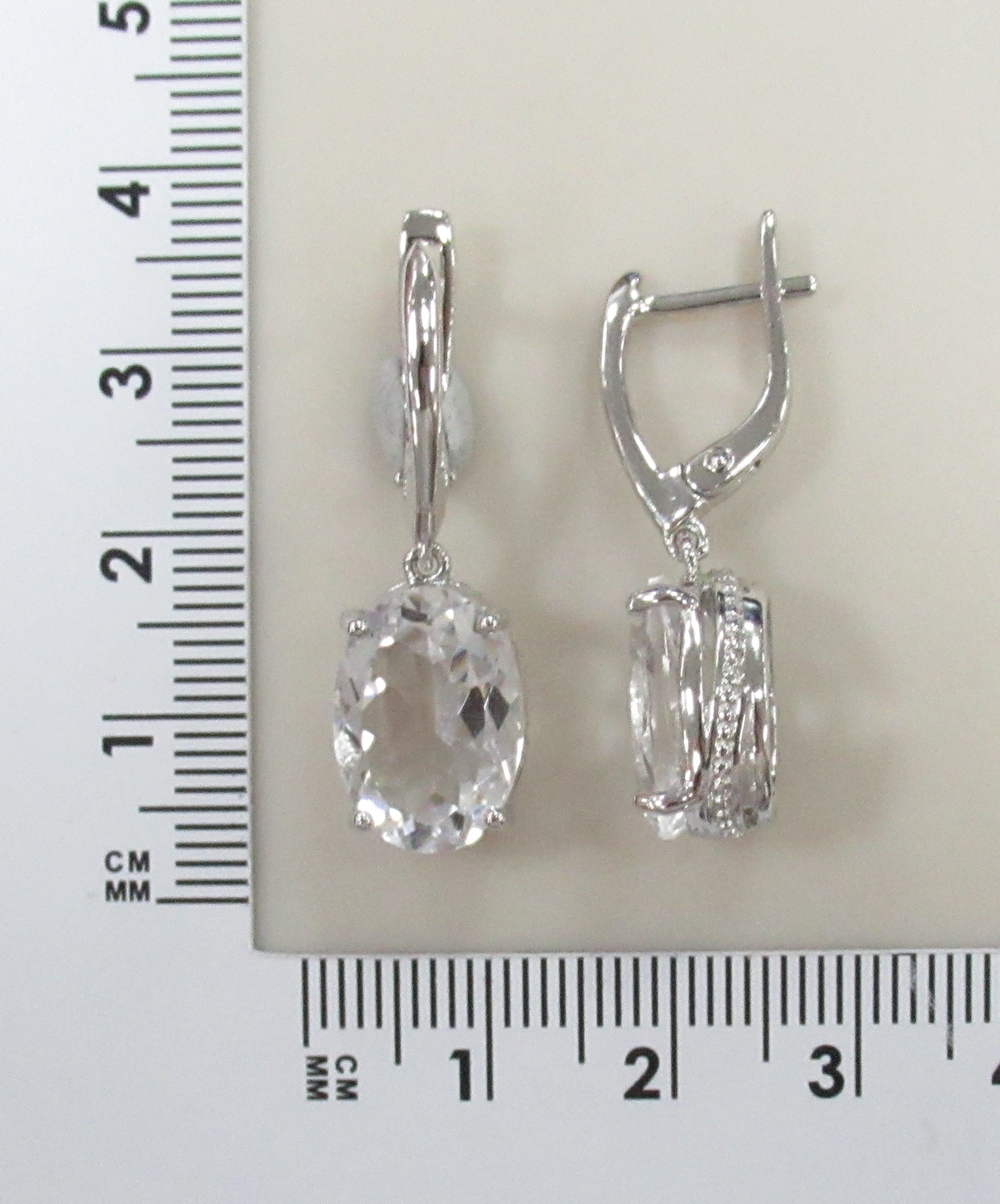 Серебряные серьги с горным хрусталем